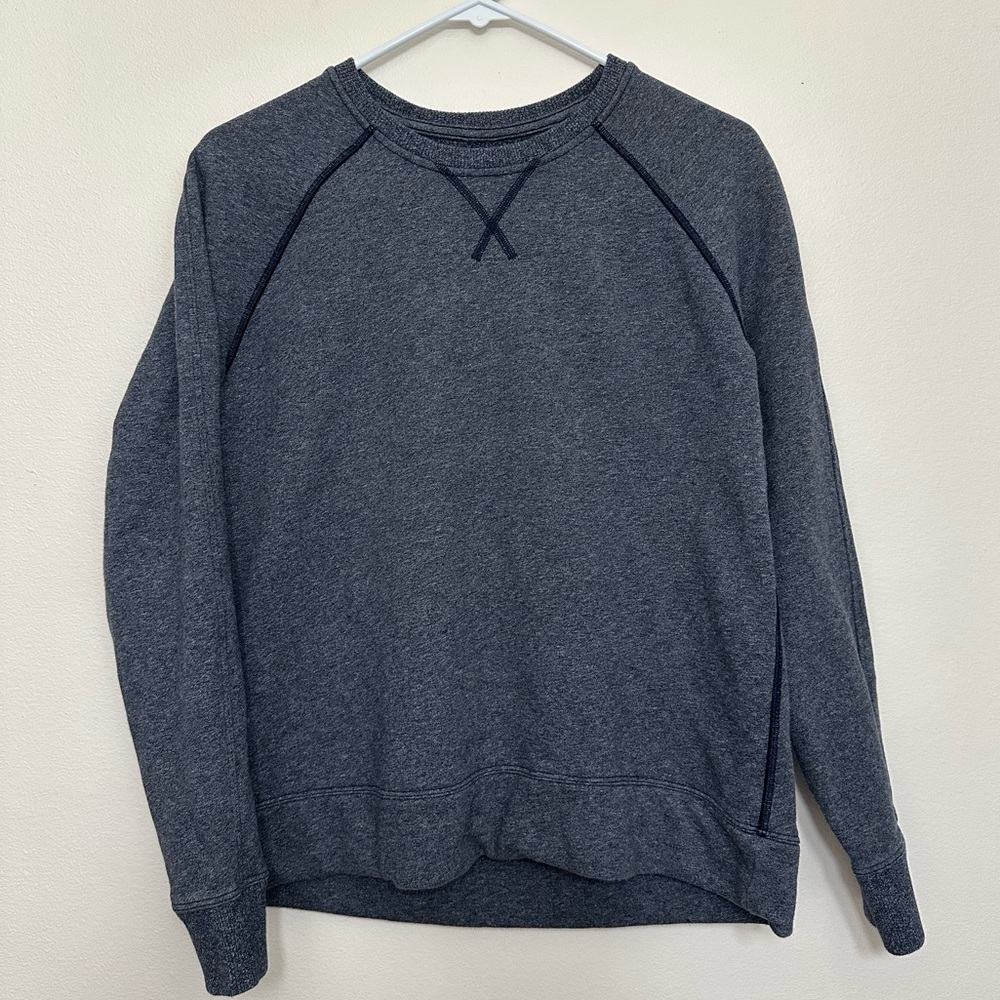Lululemon Crew Sweatshirt with Pleated Back
